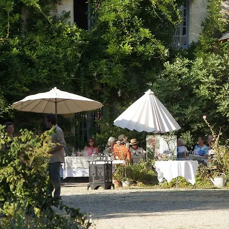Aux Jardins Des Thevenets Bed and breakfast Espinasse-Vozelle